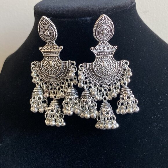 Silver Tone Bohemian Dangling Earrings - Picture 2 of 3